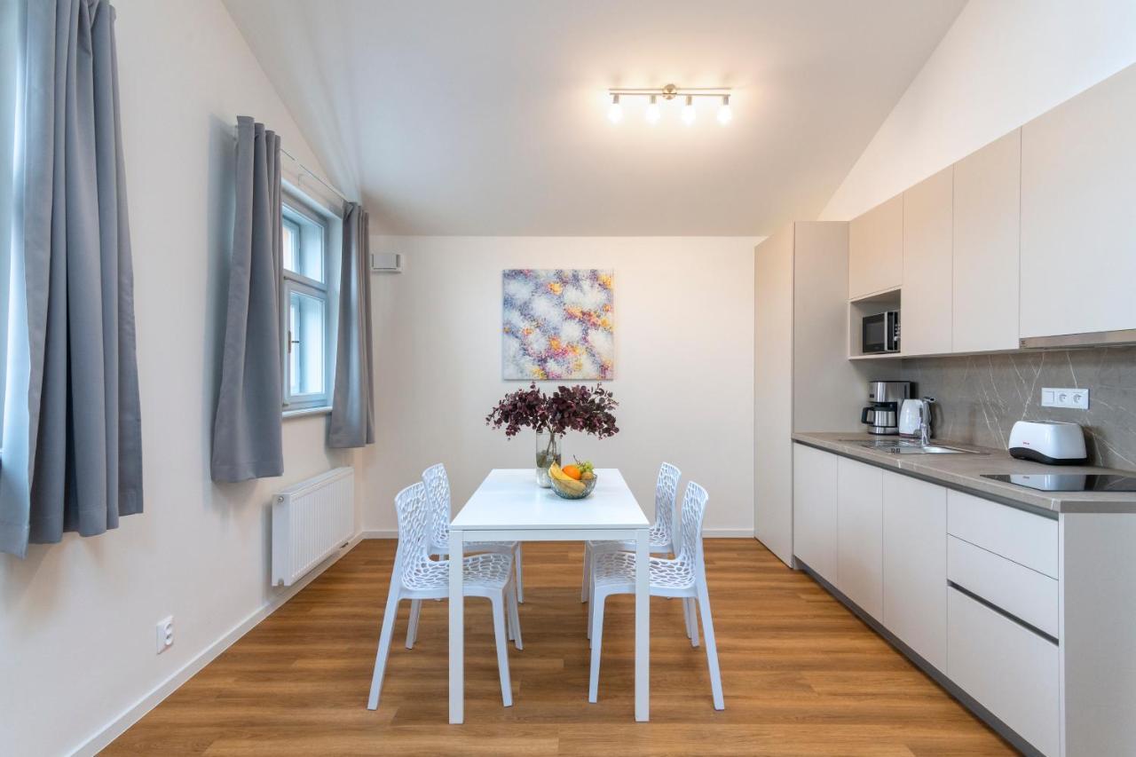 Hidden Art Boutique Residence By Dwellfort Praga Zewnętrze zdjęcie